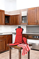 Kitchen Combo Set – Apron, Mitt, Holder & Towels