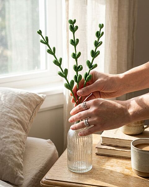 Eucalyptus Stem Large Light Green