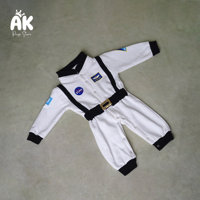 Astronaut-Outfit Astronaut-Outfit