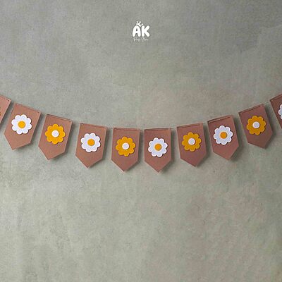 Felt Banner - Type 01