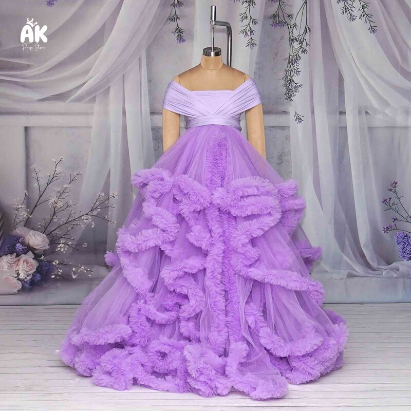 Lavender Elsa Maternity Theme