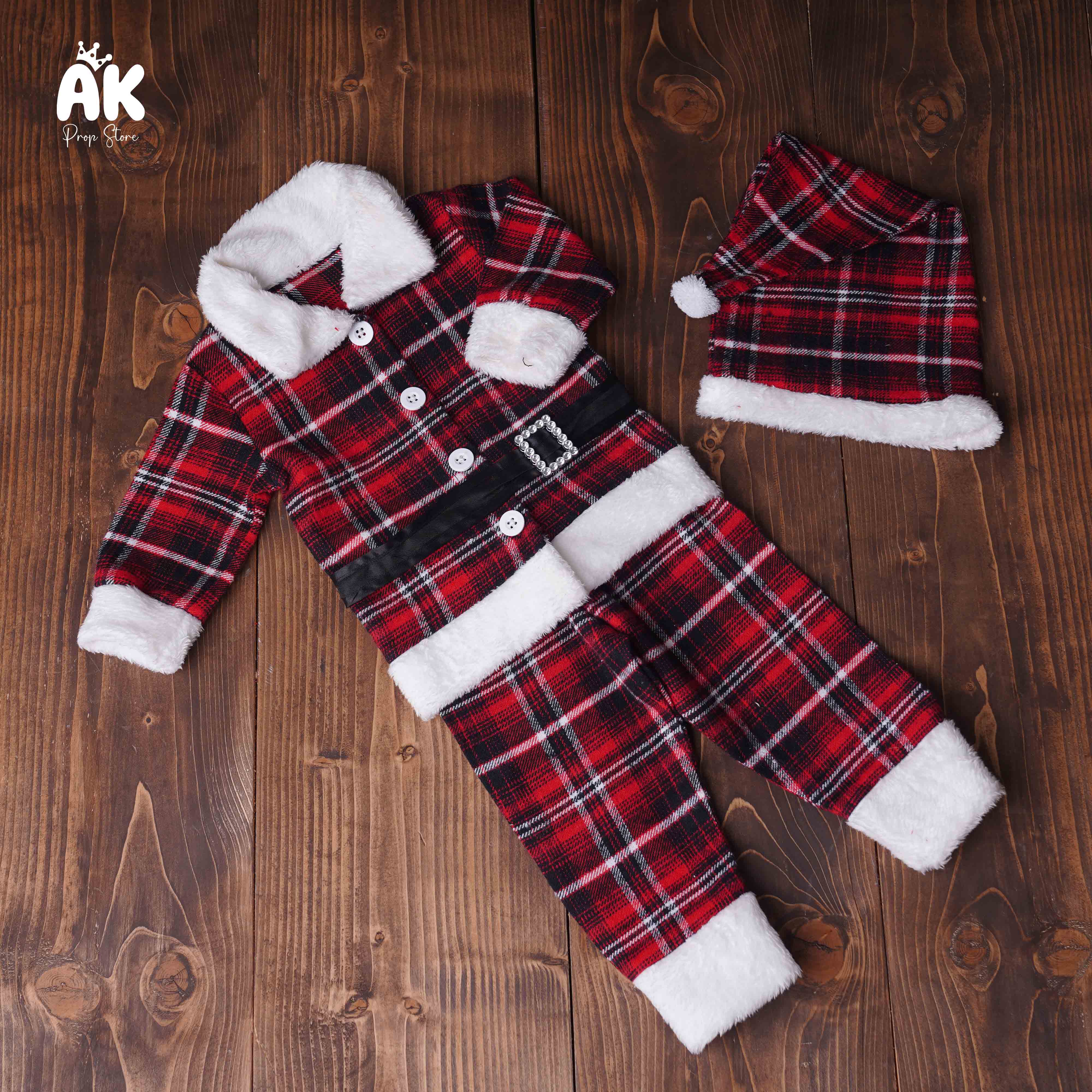 Adam Outfit