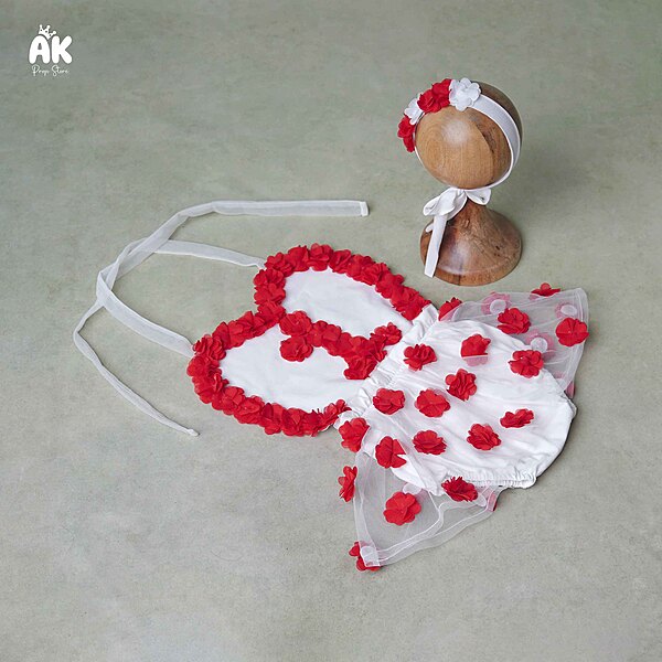 One in Bloom Romper - 9-12 M