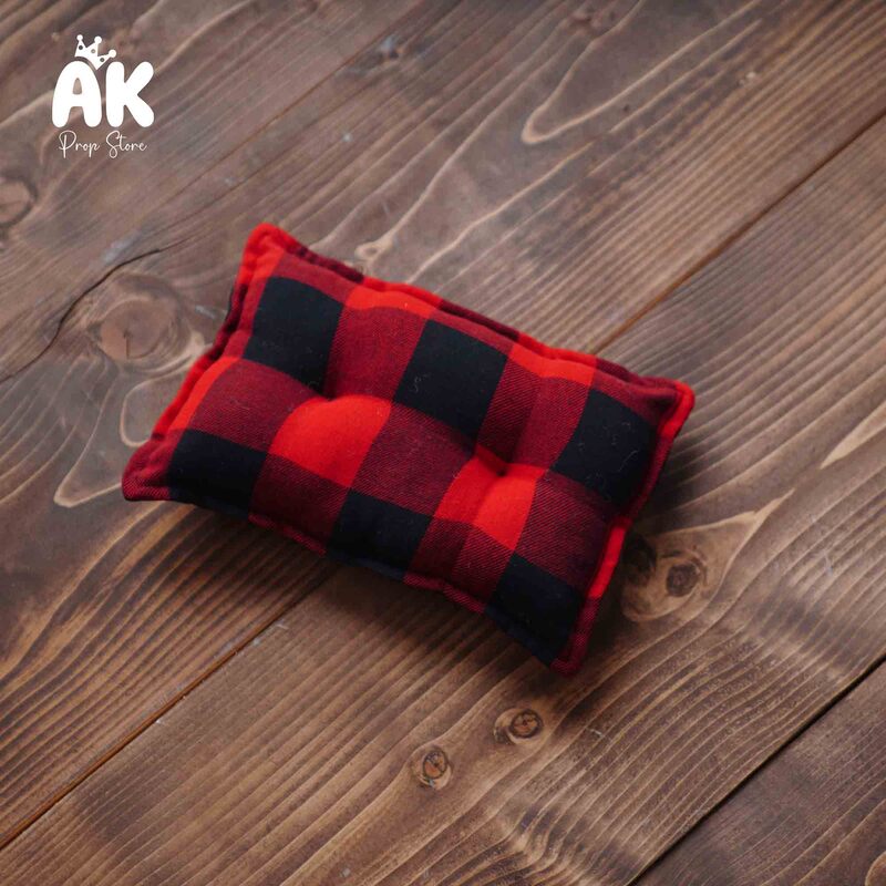Checkered Pillow - Type 1