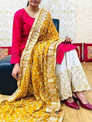 Bandhani Dupatta Set-Beige Bandhani Dupatta Set-Beige