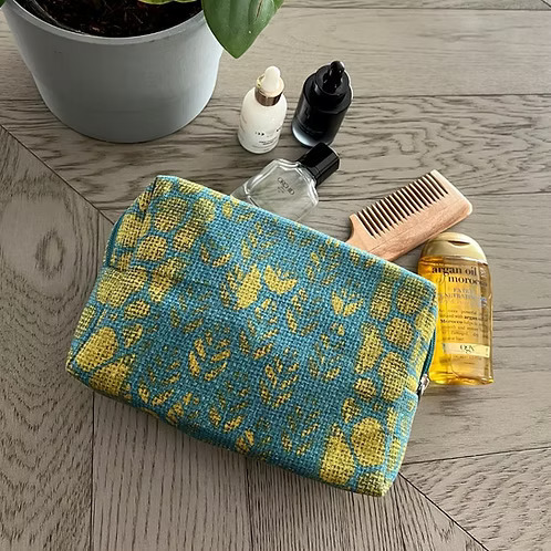 BLUE JUTE PRINT DOUBLE ZIP POUCH