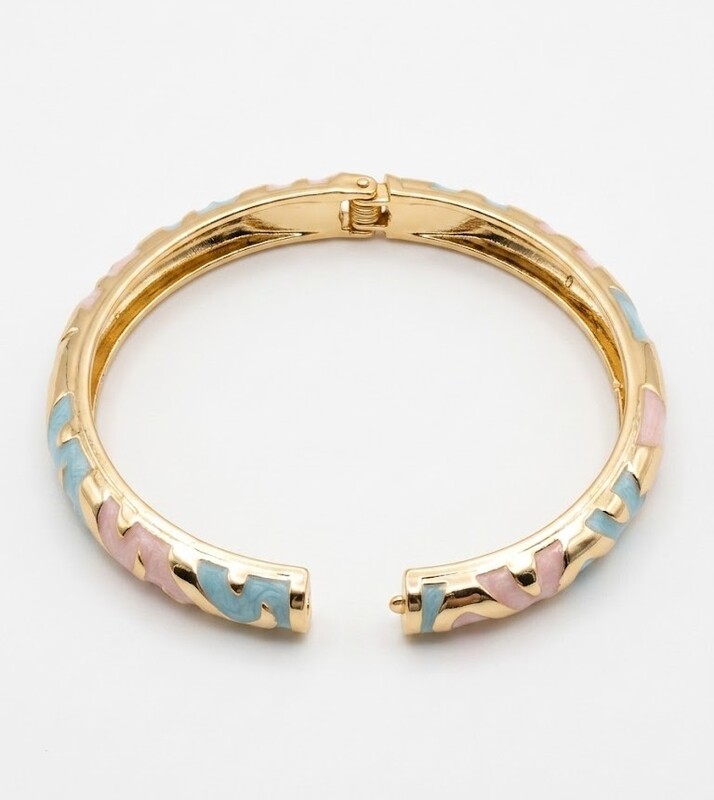 Florium™ Sleek Emanel Cuff Bracelet [BRENCF-02]