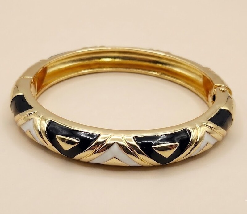 Florium™ Sleek Emanel Cuff Bracelet [BRENCF-03A]