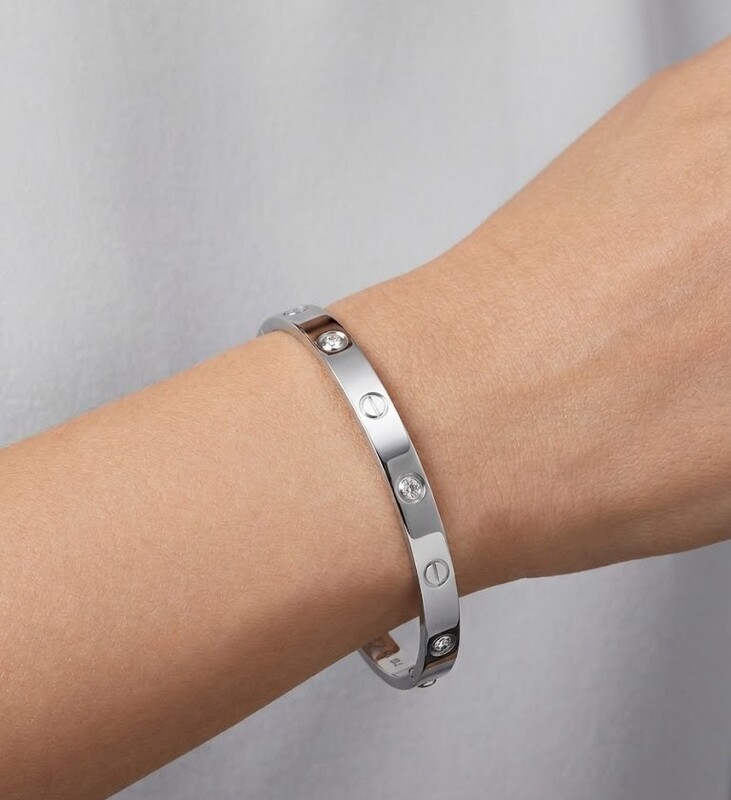 Florium™ Sleek Cuff Bracelet [BRSSCF-24B]