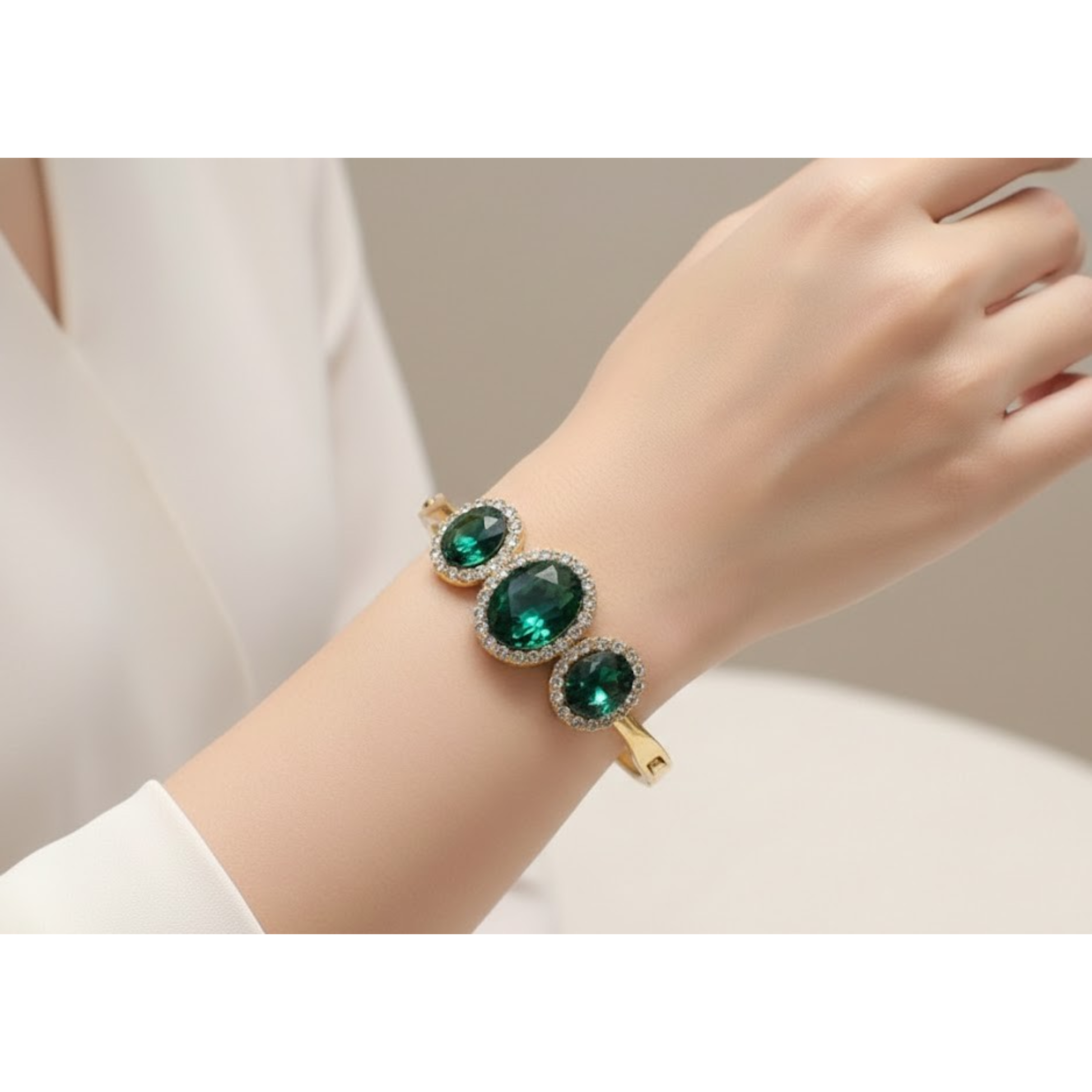 Florium™ Sleek Cuff Bracelet [BRSSCF-36D]