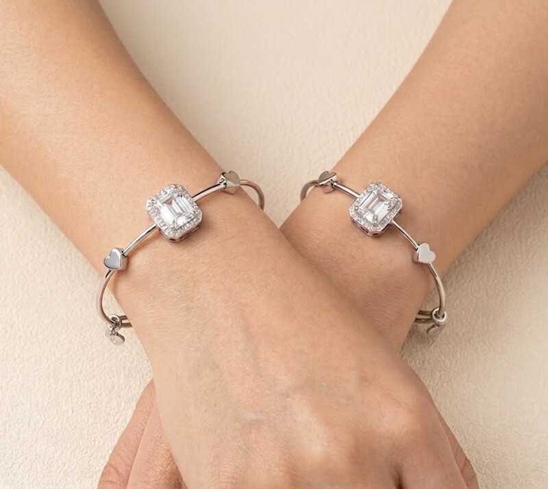 Florium™ Sleek Cuff Bracelet [BRSSCF-41B]