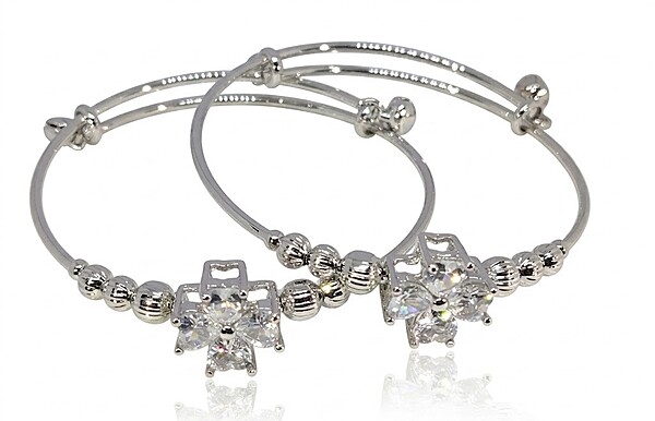 Florium™ Sleek Cuff Bracelet [BRSSCF-42A]