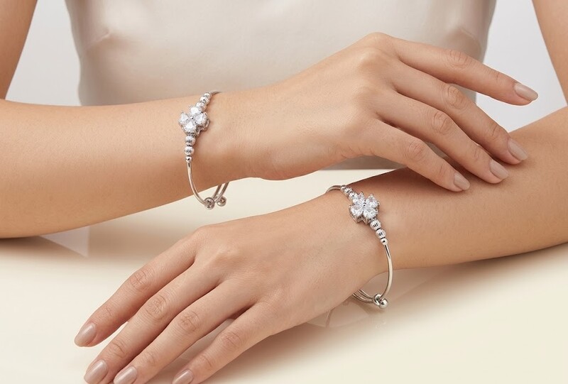 Florium™ Sleek Cuff Bracelet [BRSSCF-42A]