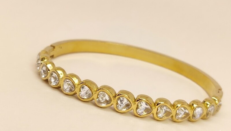Florium™ Sleek Cuff Bracelet [BRSSCF-47]