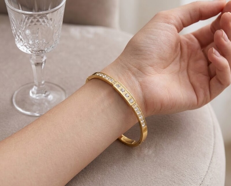 Florium™ Sleek Cuff Bracelet [BRSSCF-52]