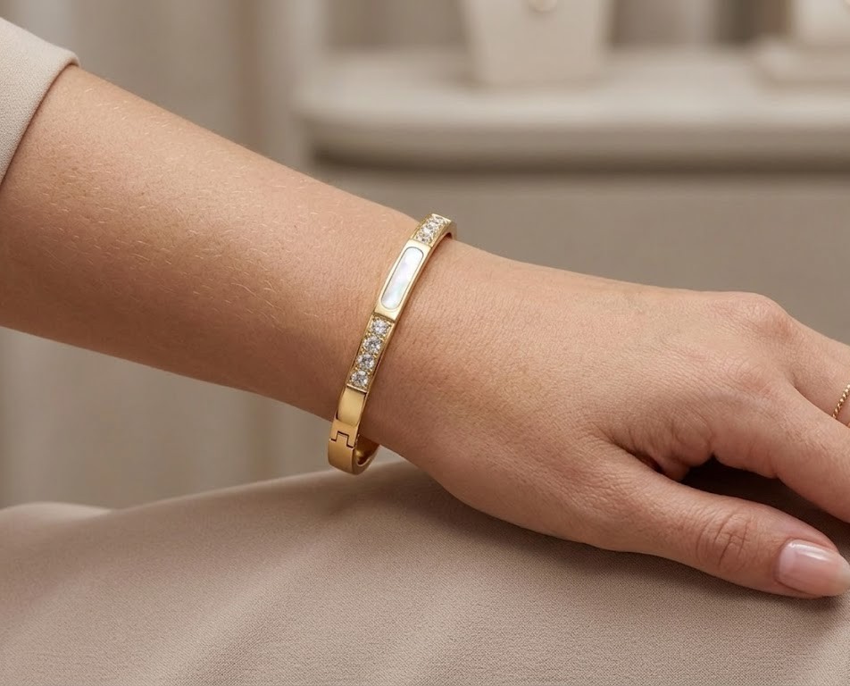 Florium™ Sleek Cuff Bracelet [BRSSCF-54]