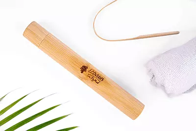 Natural bamboo tongue scraper for fresh breath care