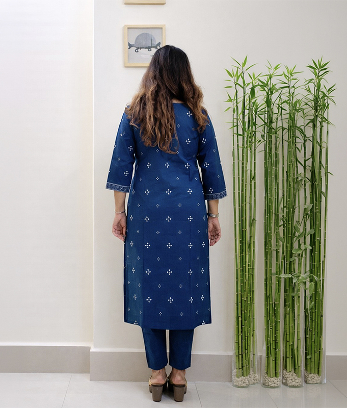 Bandh Pehlu Kurta Set - Blue