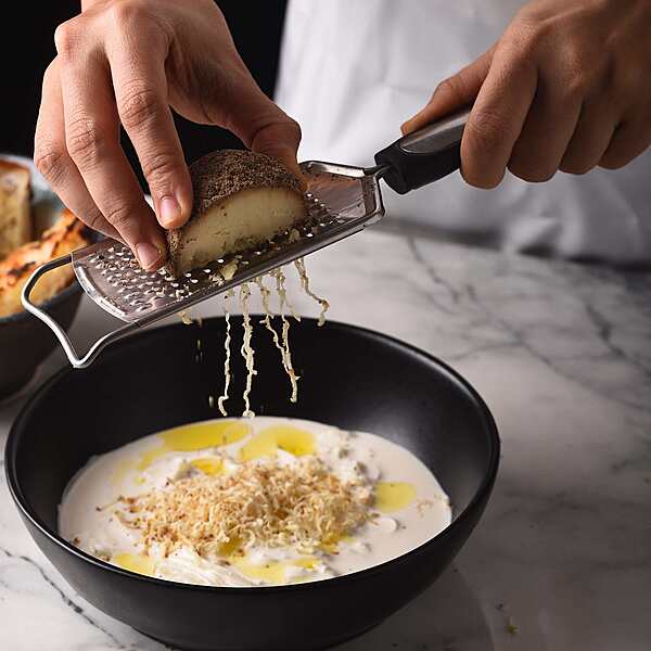 Kaali Miri – Belper Knolle Style Cheese
