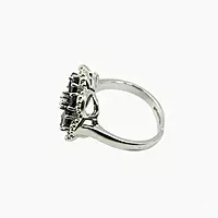 Stunning Flower Cluster Ring with Black Gemstones