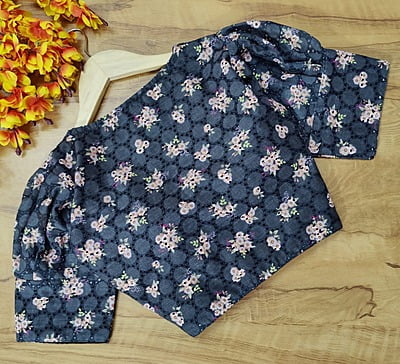 Hakoba Printed Blouse with cotton lining-Black-Back