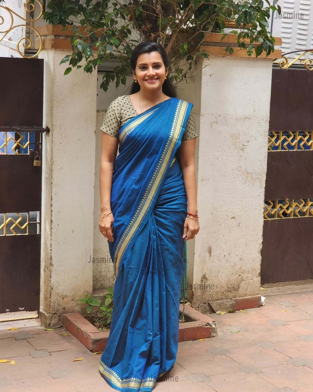 Vaidehi - वैदेही ( Plain Soft Cotton )