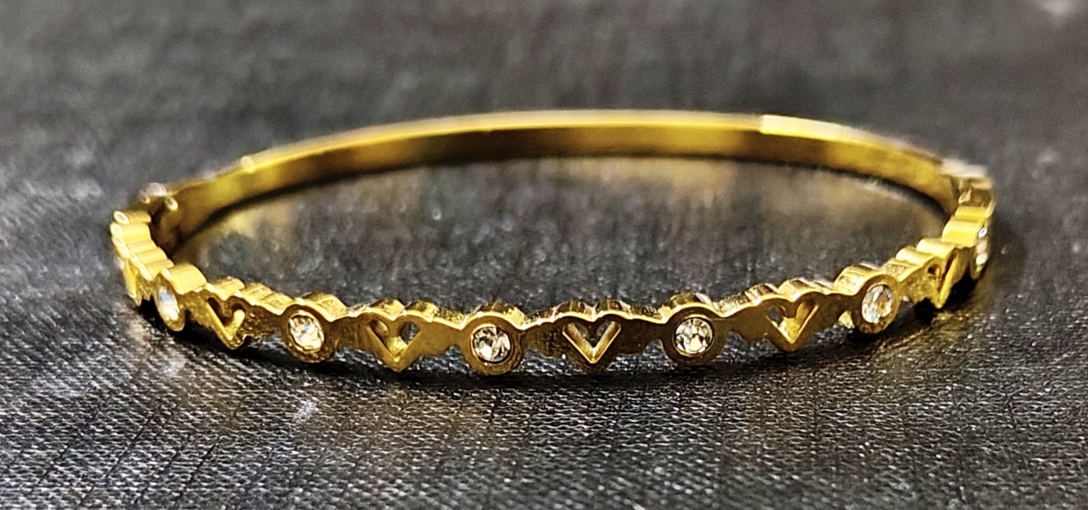 Bracelet - Stainless Steel Store and Heart