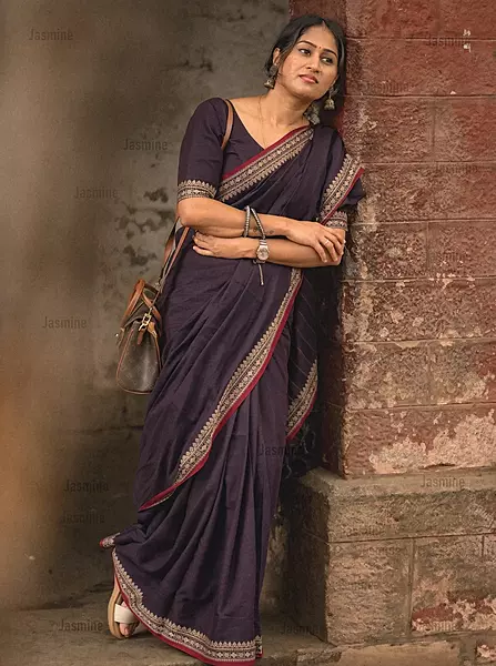 brown Narayanpet cotton saree with red small border