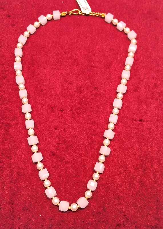 CHAIN CRYSTAL
