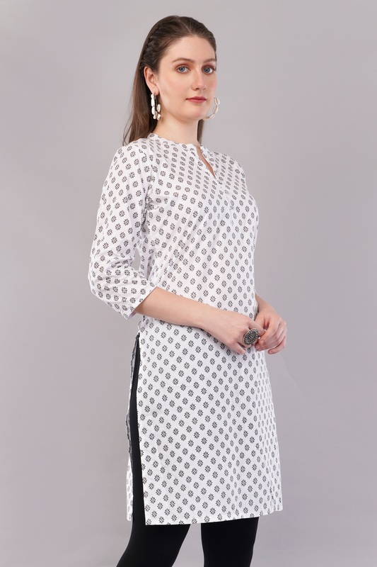 Cotton Printed Kurti, 3/4 Sleeve, White with Geometric Pattern, Mandarin Collar