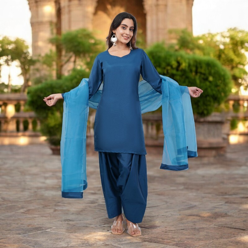 Beautiful Farshi Suit Set