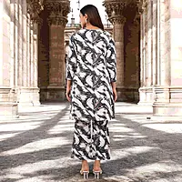 Women Traditional Ethnic Wear with Dupatta, Abstract Print Kurta and Palazzo