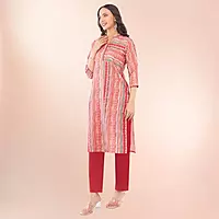 Women Red Pure Cotton Straight Printed Three-Quarter Sleeves Salwar Suit Set