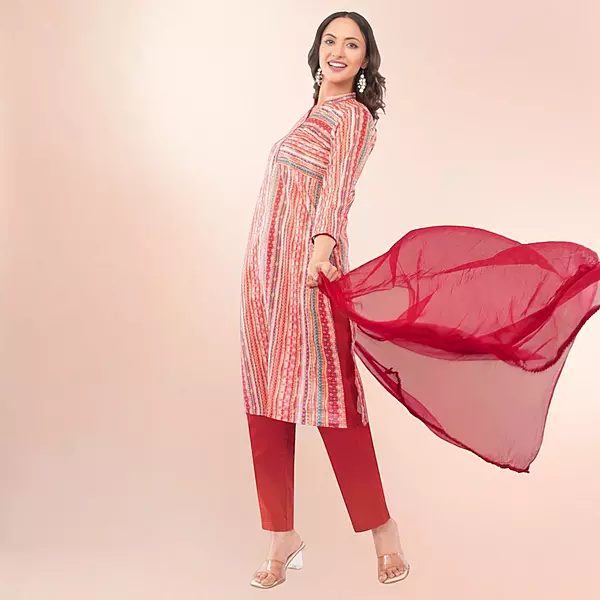 Women Red Pure Cotton Straight Printed Three-Quarter Sleeves Salwar Suit Set