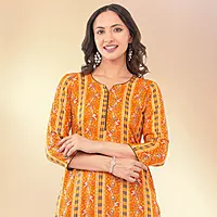 Women's Yellow Pure Cotton Straight Printed Three-Quarter Sleeves Kurta Set