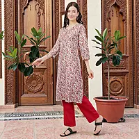 Cotton Floral Print Kurta, 3/4 Sleeves, White and Red Paisley Pattern