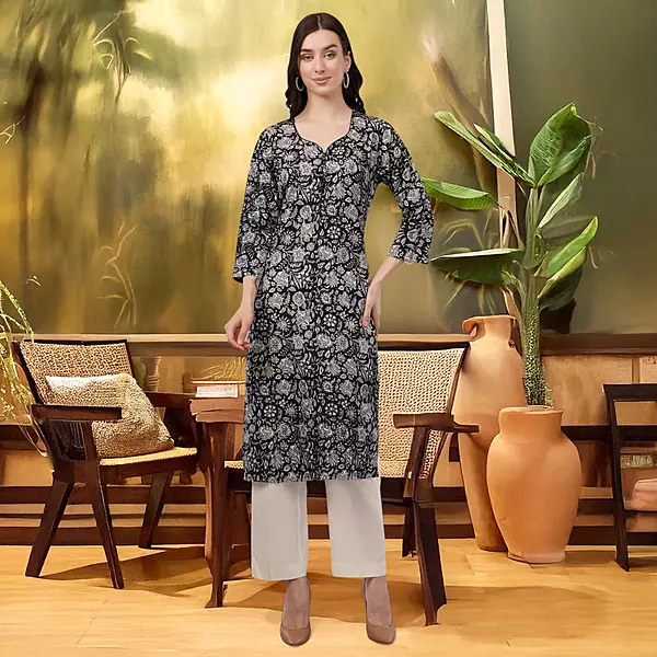 Elegant Floral Cotton Kurta, 3/4 Sleeve, Black and White