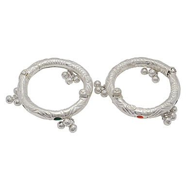 Silver Baby Anklet ( Thanda Kolusu with Salangai ) Silver Baby Anklet ( Thanda Kolusu with Salangai )