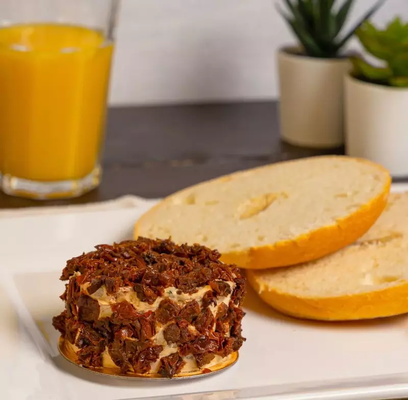 Caprese Cheese 150 Gms - Gourmestan