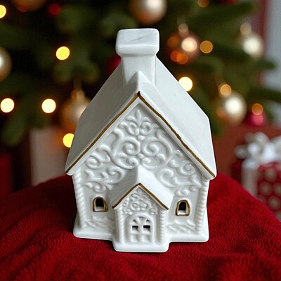 Ceramic White Light House