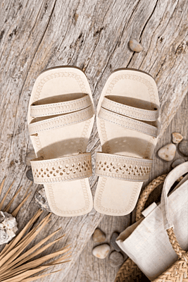 Yatrika Chamba Origins - Off-White Chappal