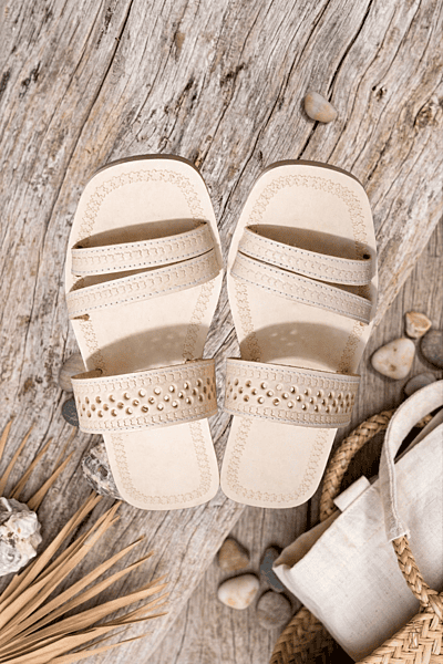 Yatrika Chamba Origins - Off-White Chappal