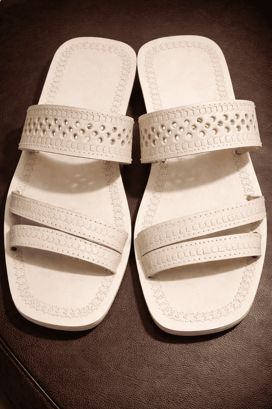 Yatrika Chamba Origins - Off-White Leather Chappal