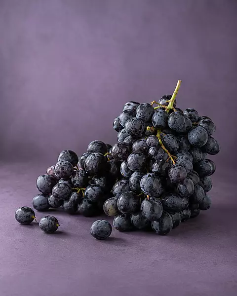 Black Seedless Grapes