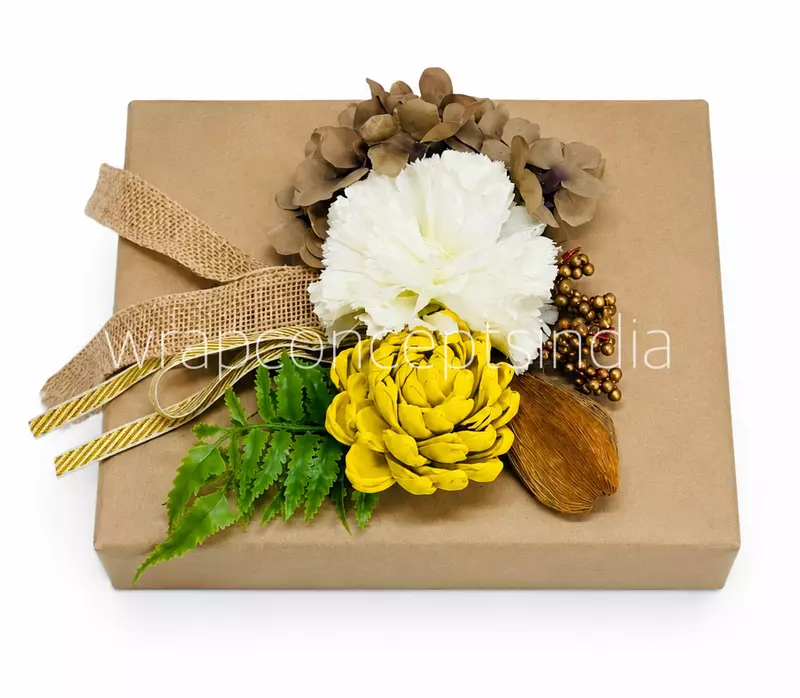 Sunlit Meadow Sola Gift Bunch
