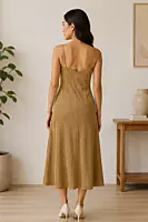 Minimalist fashion layered with 2 piece elegant skirt suite