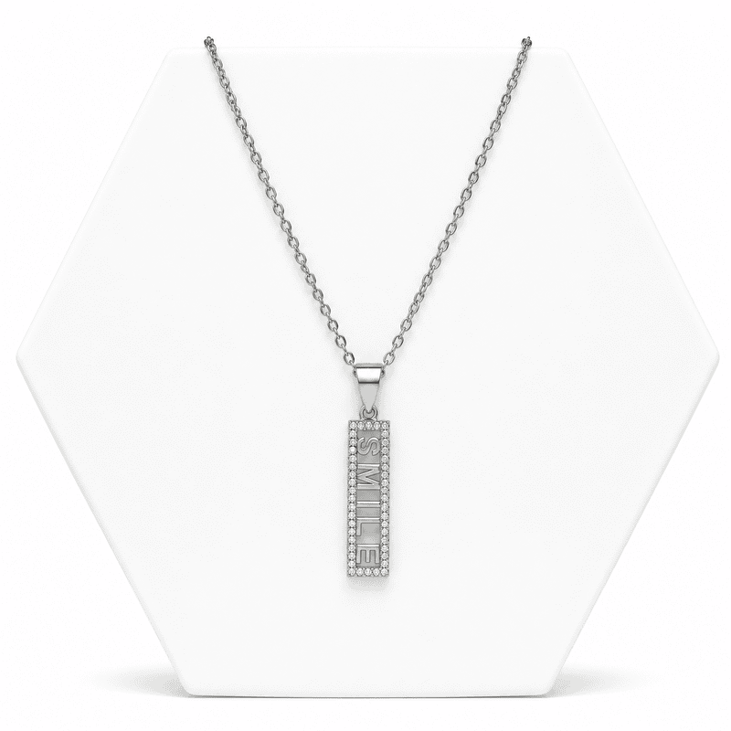 92.50 silver Smile pendent with chian - 18