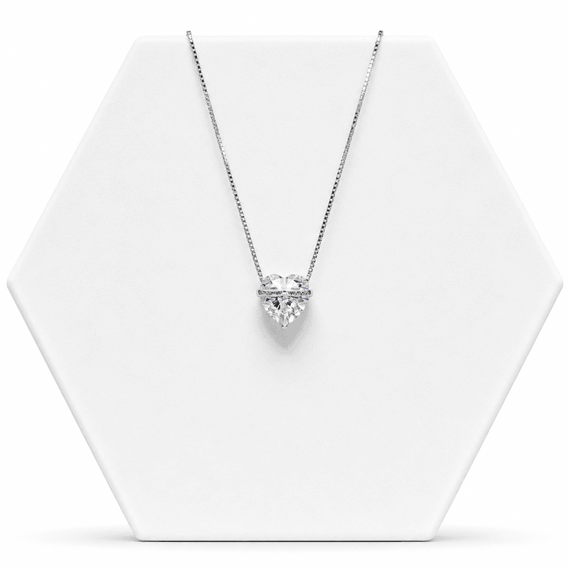 92.50 Silver Heart Dimond Stone Pendent with chain - 18