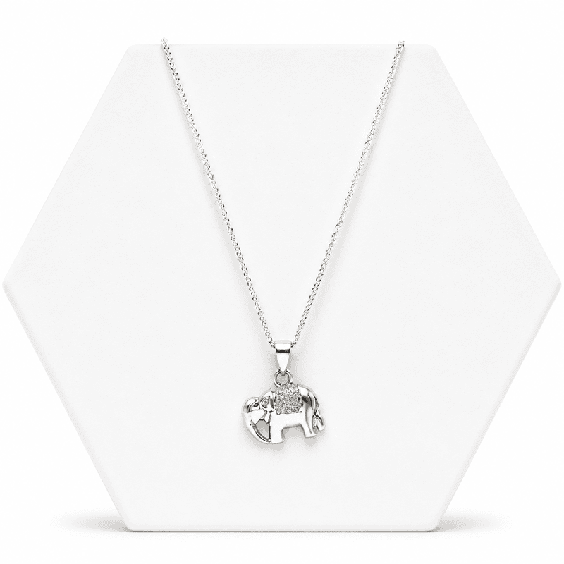 92.50silver elephent pendent with chain - 18