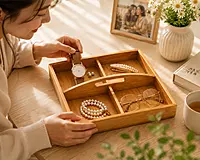 pinewood 4- section orgnaizer tray